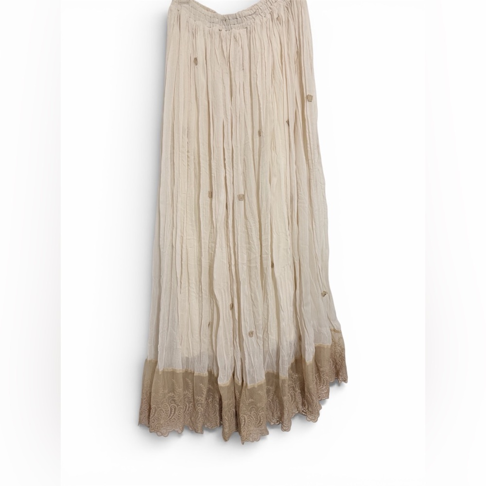 Badgley Mischka Cream and Tan Maxi Skirt - Picture 2 of 3
